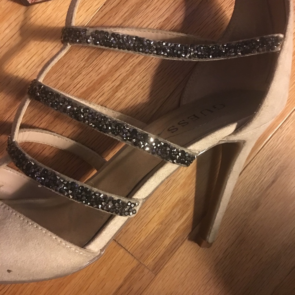 Gorgeous Beaded Guess Shoes - Picture 2 of 6